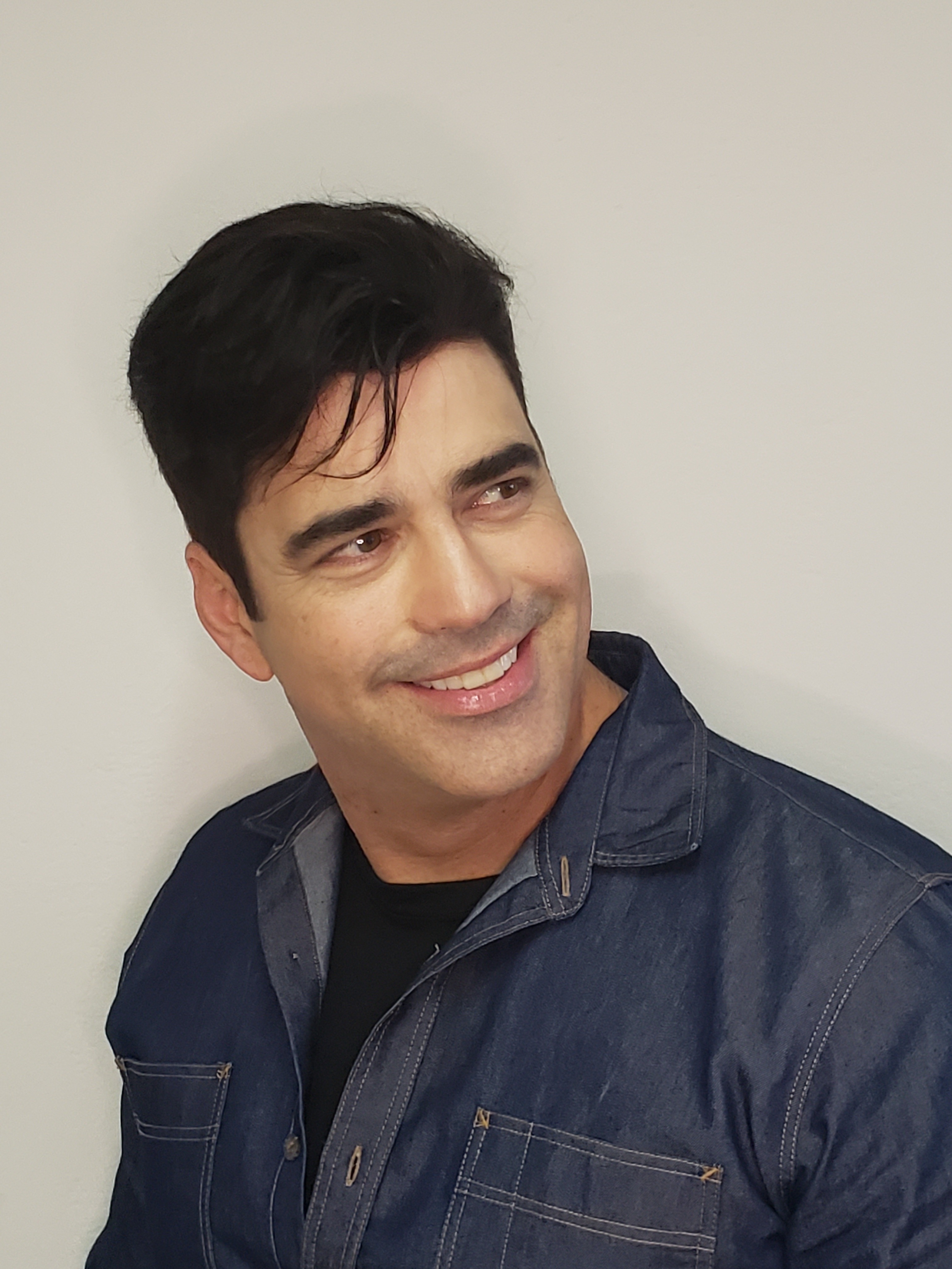 Próteses Capilares Masculinas e Femininas